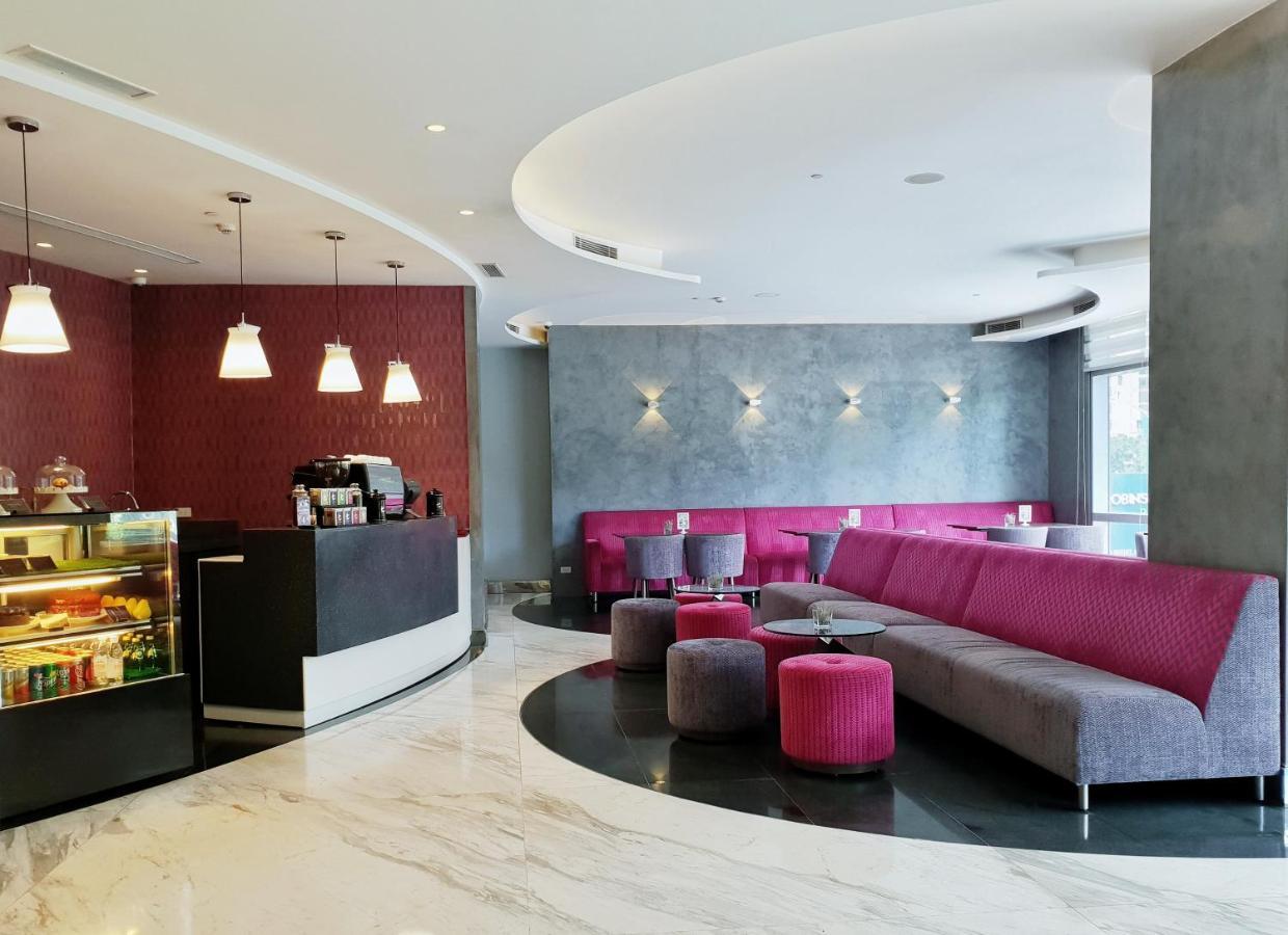 Wynwood Hotel Pasig City Bagian luar foto