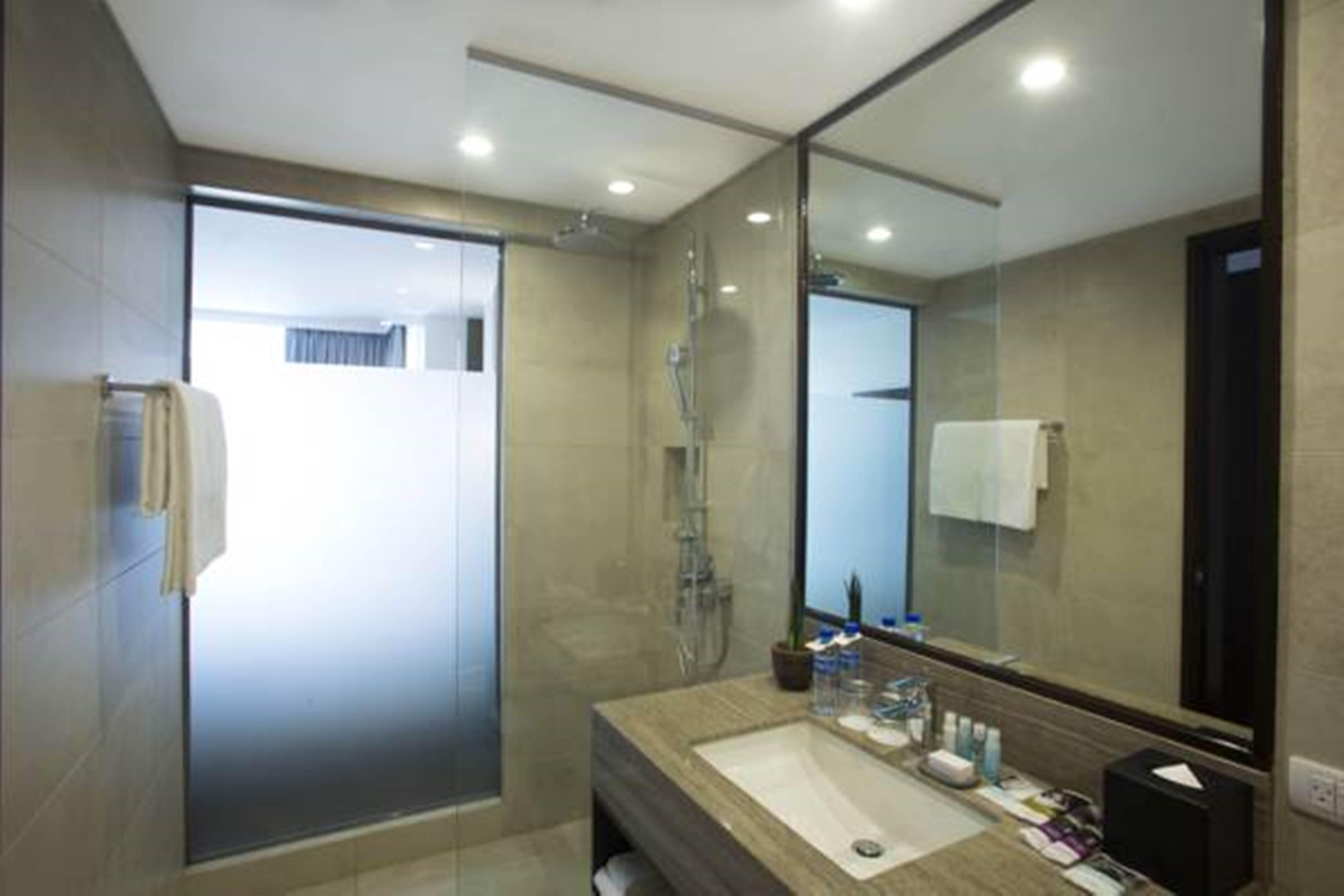 Wynwood Hotel Pasig City Bagian luar foto